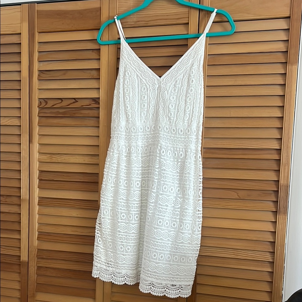 Elegant White Lace Dress